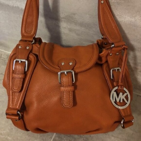 MICHAEL Michael Kors Handbags - Michael Kors Leather Hobo Bag EUC